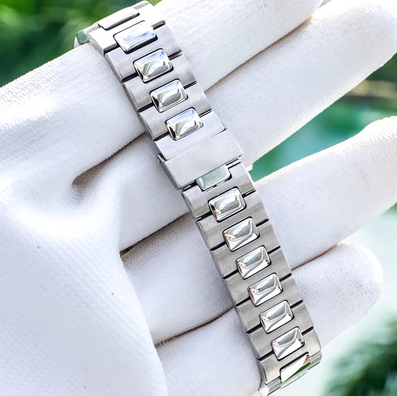 Luxury Watches - Marina Deep Teal Cushion